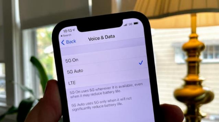 硚口苹果手机维修分享iPhone 12如何打开或关闭5G网络 
